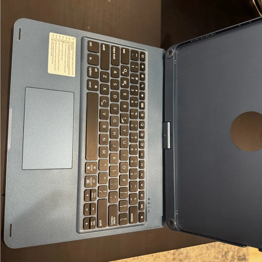 iPad 12.9” 360° Rotating Keyboard Case w/ Trackpad Backlit Keys Silverblue color